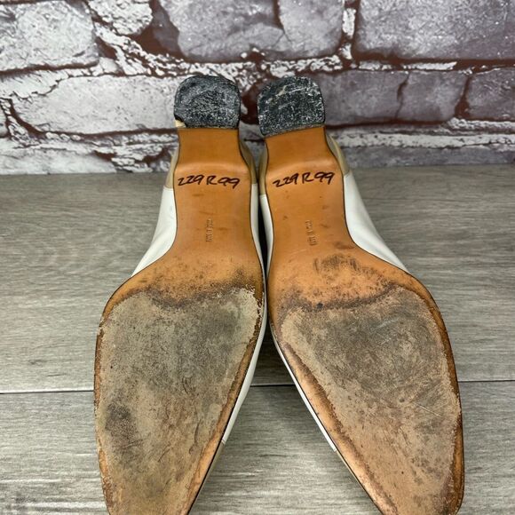 Salvatore Ferragamo Beige Leather Cap Toe Leather VTG Heels Women 7B US/37.5EU - Picture 13 of 15